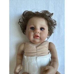 Realistic Reborn Style Baby Doll